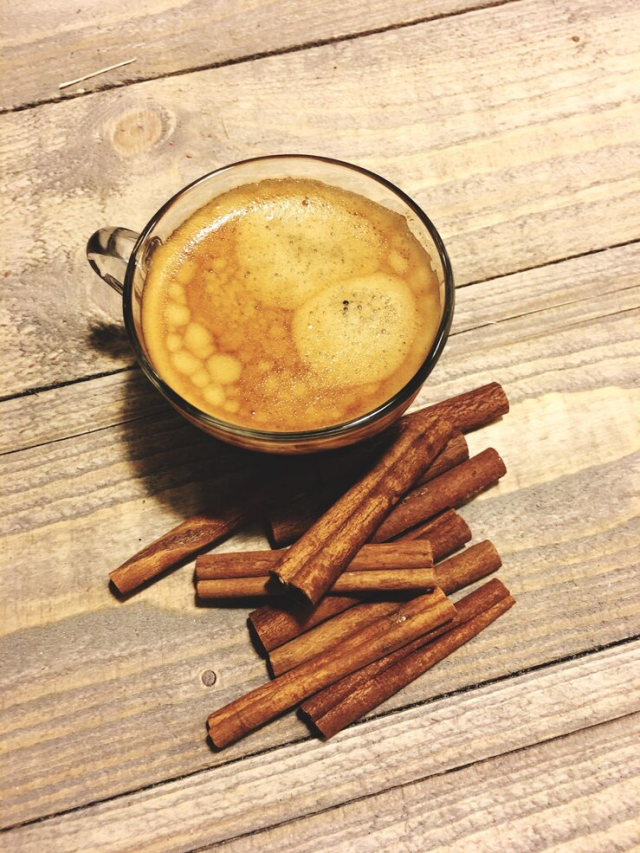 5 reason to add a dash of cinnamon to your coffee