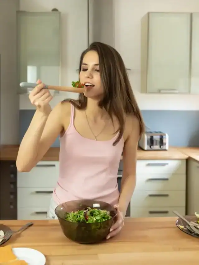 Why eating slowly is better than eating quickly? Why eating slowly is better than eating quickly?