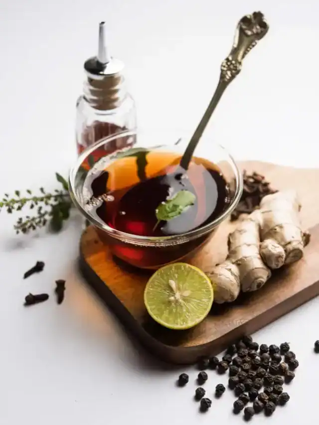 3 homemade kadha recipes for immunity & warmth