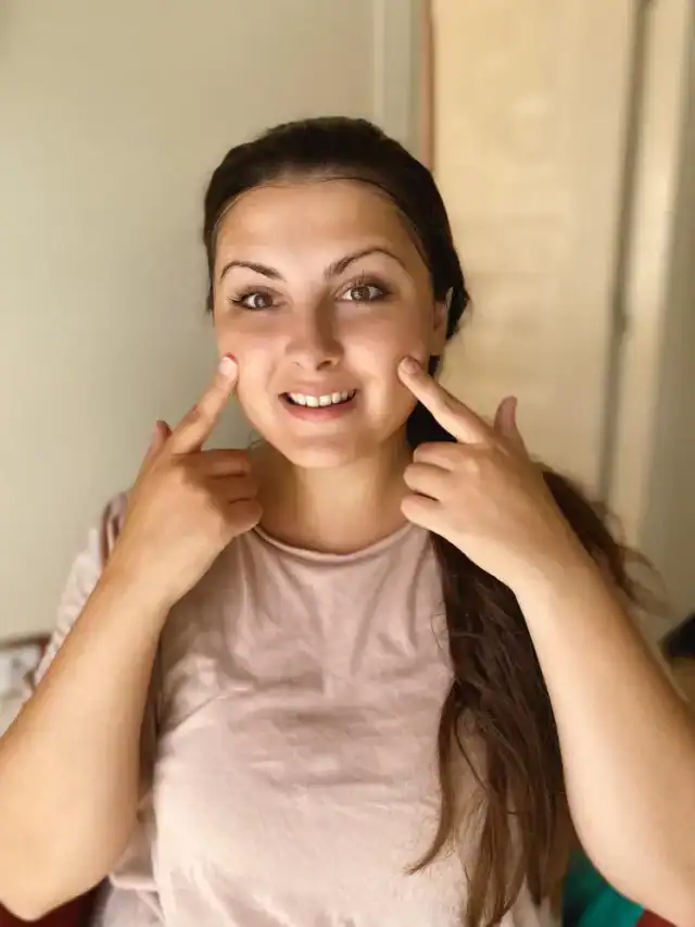 How to brighten dull skin instantly