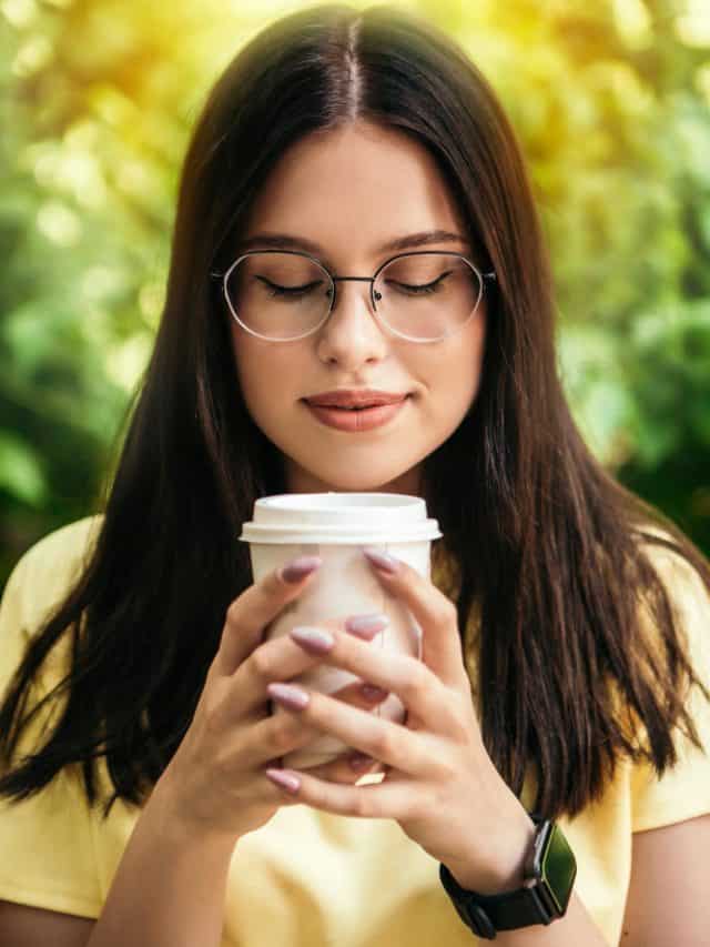 7 caffeine free drinks for all day energy