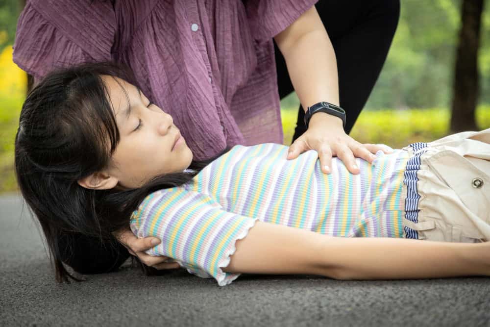 How to give CPR