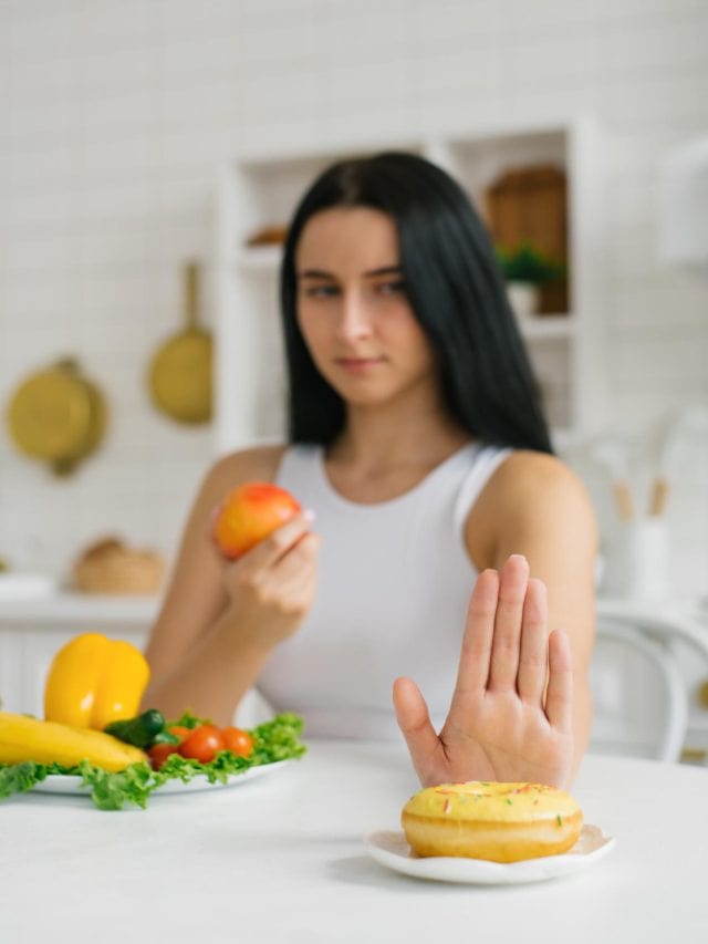 5 eating habits that make your immune system weak