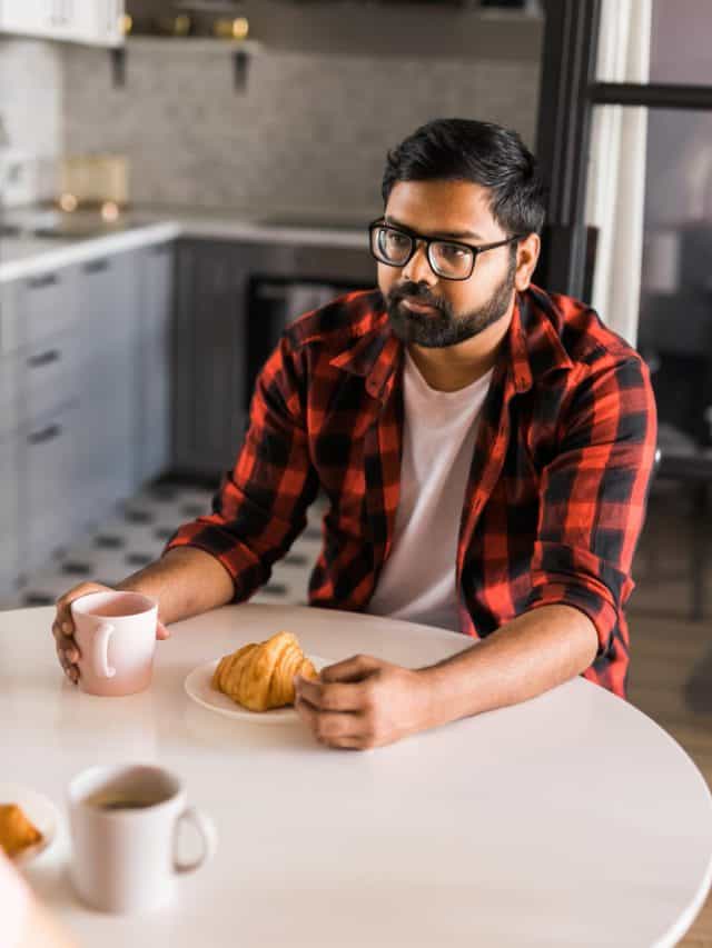 Did you know late breakfast can take away few years from your life? Did you know late breakfast can take away few years from your life?