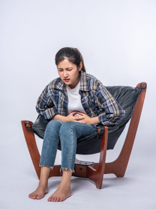 5 common foods that naturally relieve constipation fast