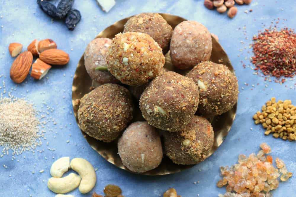 Gond,&,Methi,Ke,Laddoo.,Sweet,Dink,Laddu,Also,Known