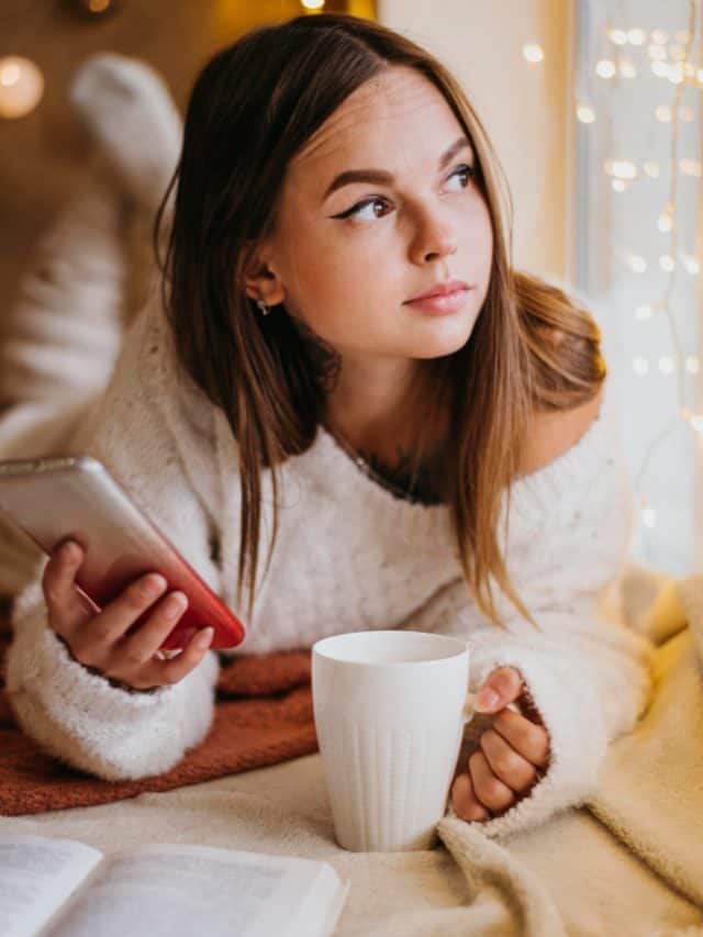 Morning drinks for glowing skin in winter