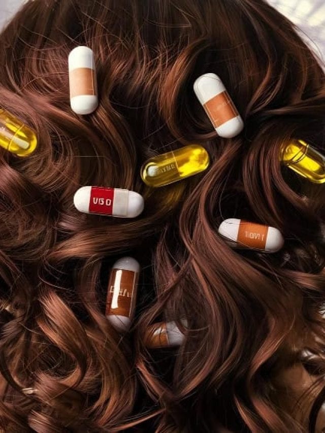 हेयर ग्रोथ के लिए एक्सपर्ट्स द्वारा बताए गए 5 बेस्ट विटामिन