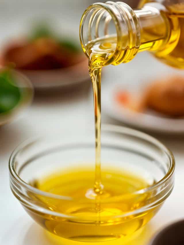 6 best oils to tame frizzy hair & boost growth