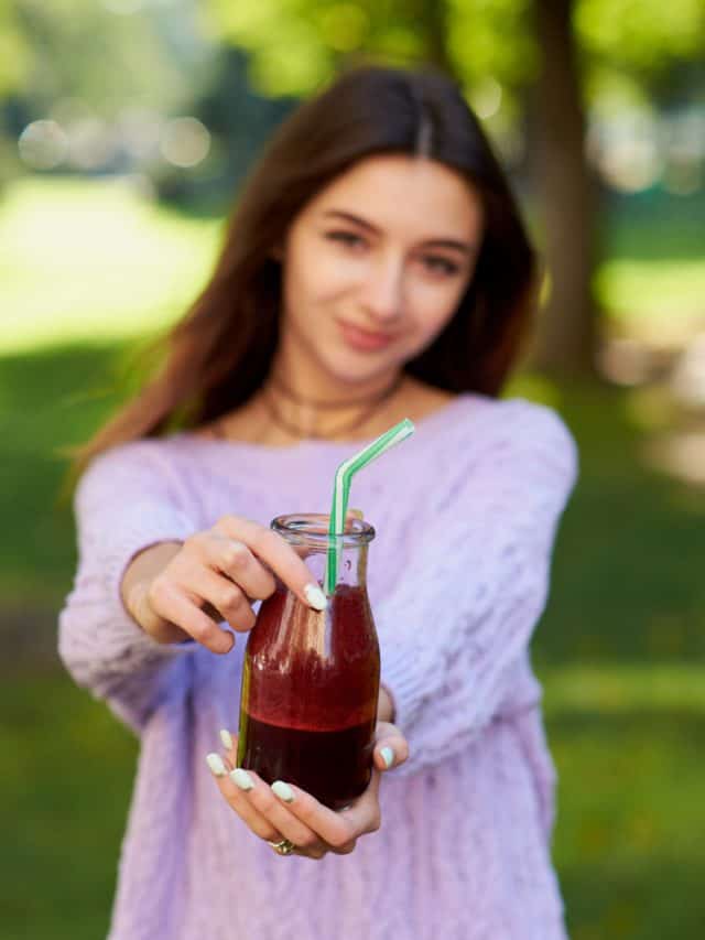 This red drink might be what your body needs this summer! This red drink might be what your body needs this summer!