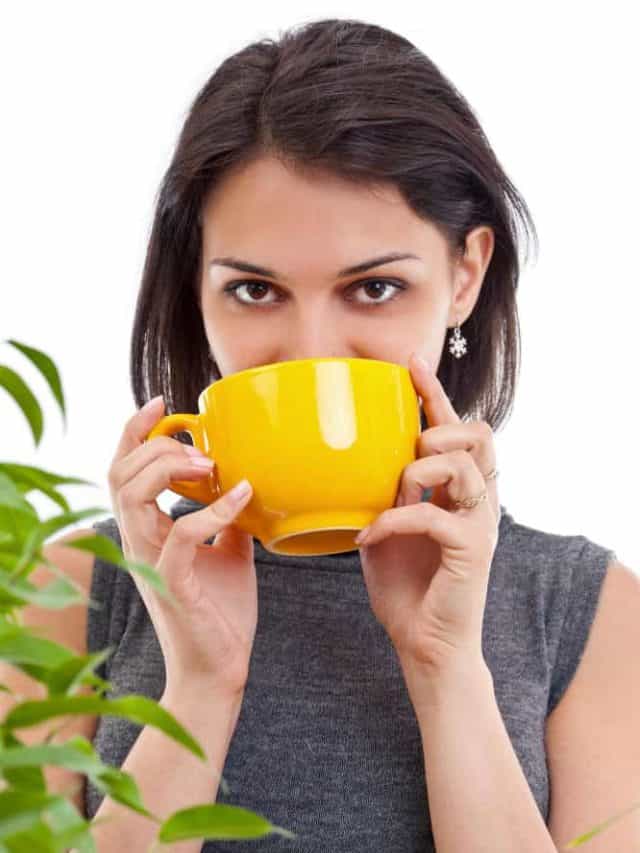 Green tea side effects: 5 people who should avoid it
