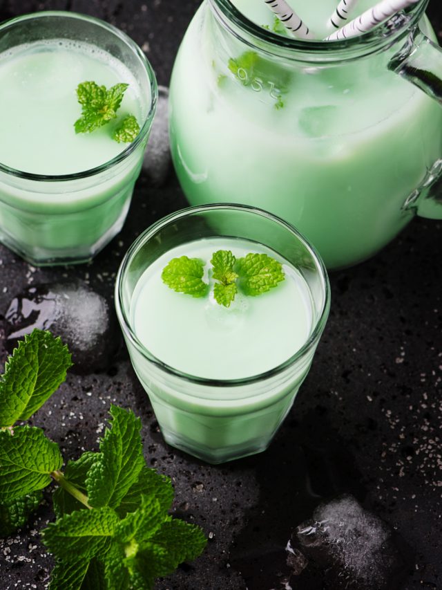 Feeling bloated in summer? This mint chaas drink might fix it Feeling bloated in summer? This mint chaas drink might fix it