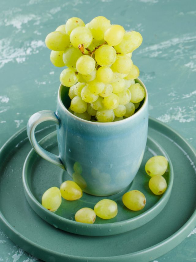 One cup of grapes a day—this one habit could boost your brain, heart & gut health? One cup of grapes a day—this one habit could boost your brain, heart & gut health?