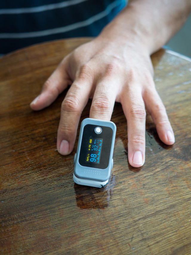 Which finger gives the most accurate oxygen reading? Which finger gives the most accurate oxygen reading?