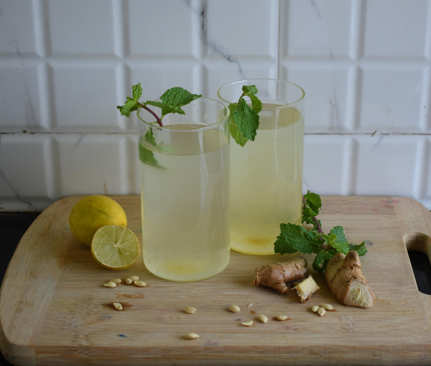 Lemon Water, Constipation Relief Drinks in hindi