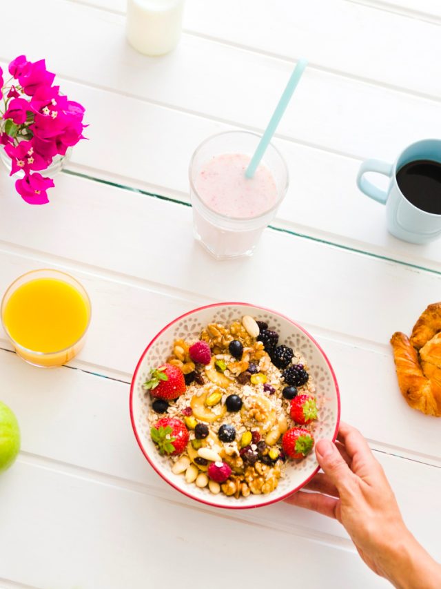 6 breakfast foods to keep your gut healthy this summer