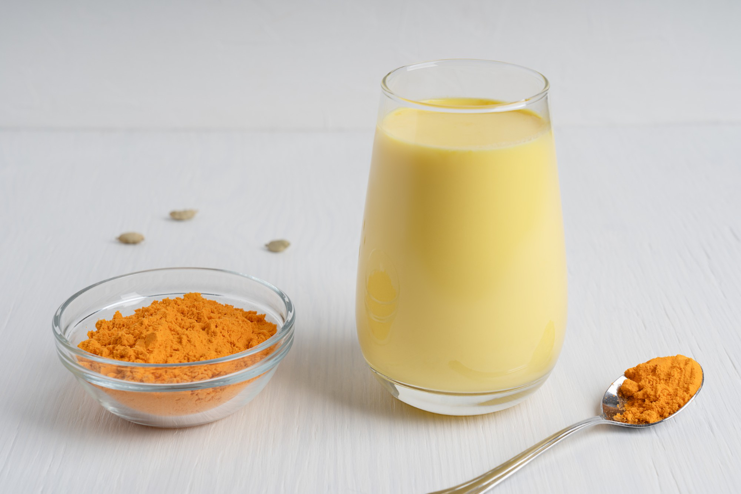 Turmeric Milk, turmeric milk benefits in hindi