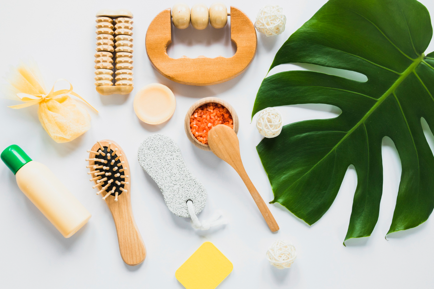7 Pre-Monsoon Haircare Habits That Can Help Prevent Hair Fall & Scalp Problems 7 Pre-Monsoon Haircare Habits That Can Help Prevent Hair Fall & Scalp Problems