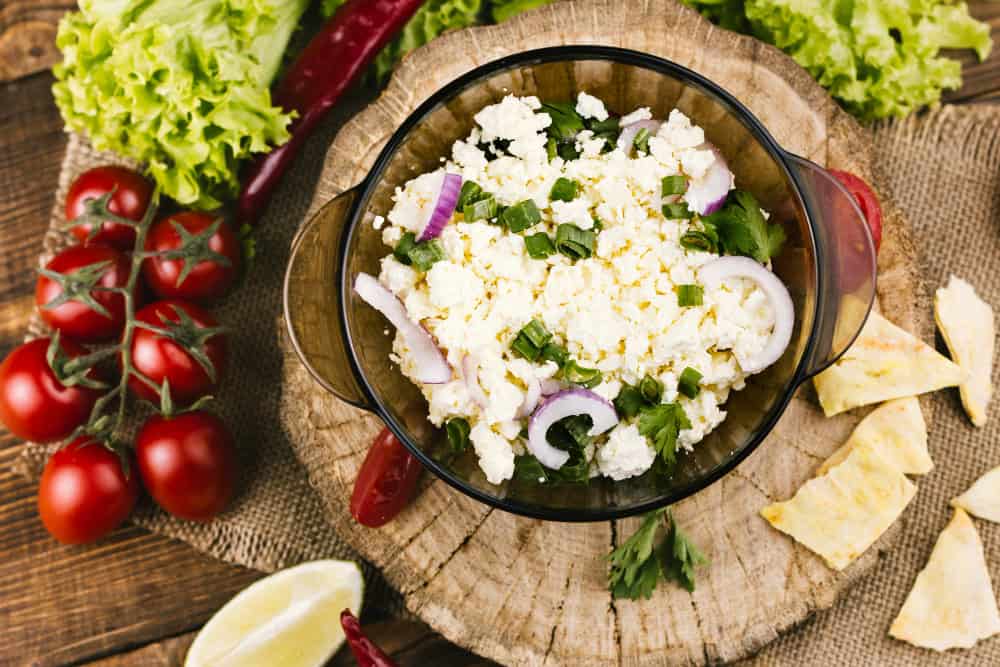 6. Cottage Cheese With Fruit or Vegetables