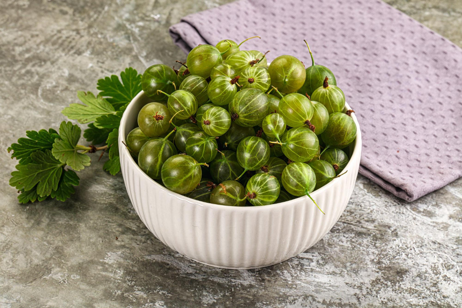 Amla Benefits: More Than Just Vitamin C Amla Benefits: More Than Just Vitamin C