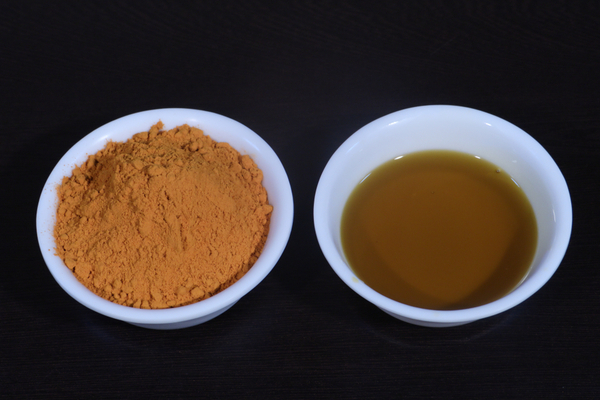 Turmeric and Mustard oil for white patches