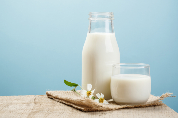 Cold Milk : Home Remedy for Acidity