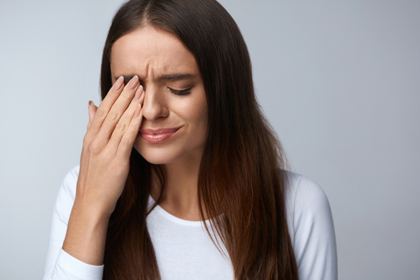 Benefits of Hibiscus Flower in Eye irritation